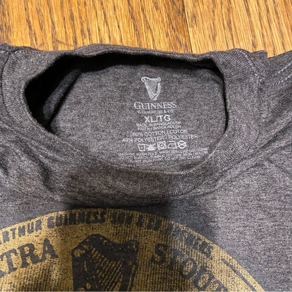 (3/$25) Grey Vintage-Style Guinness T-Shirt - Picture 3 of 3
